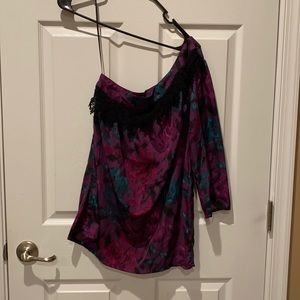 1 shoulder top